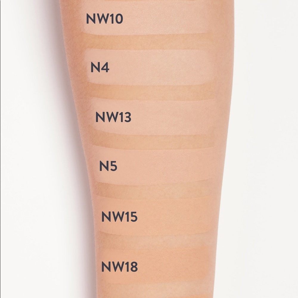NEW MAC Studio Fix Powder Foundation - N4 - Picture 4 of 4